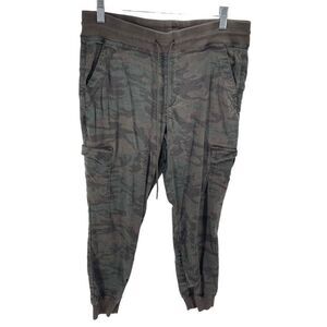 Anthropologie Level 99 Womens Cargo Jogger Camouflage Camo Stretch Pocket Green